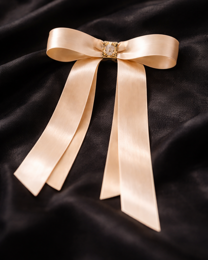 Vera Magnetic Bow Clip